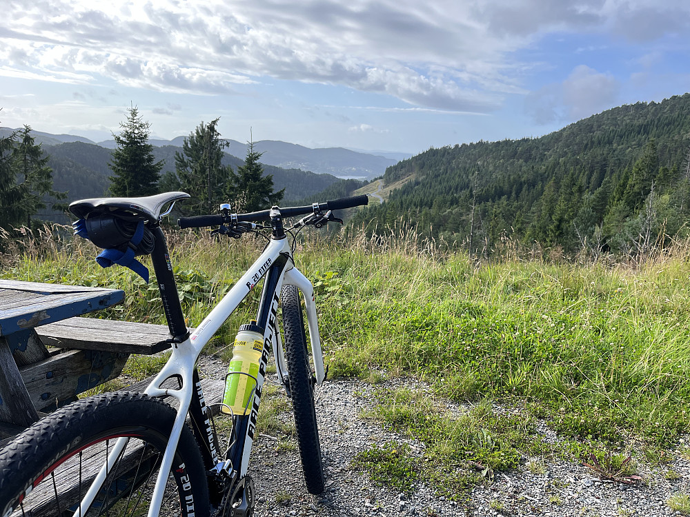 Fanafjellet - Utsikt mot Lysefjorden og Drange