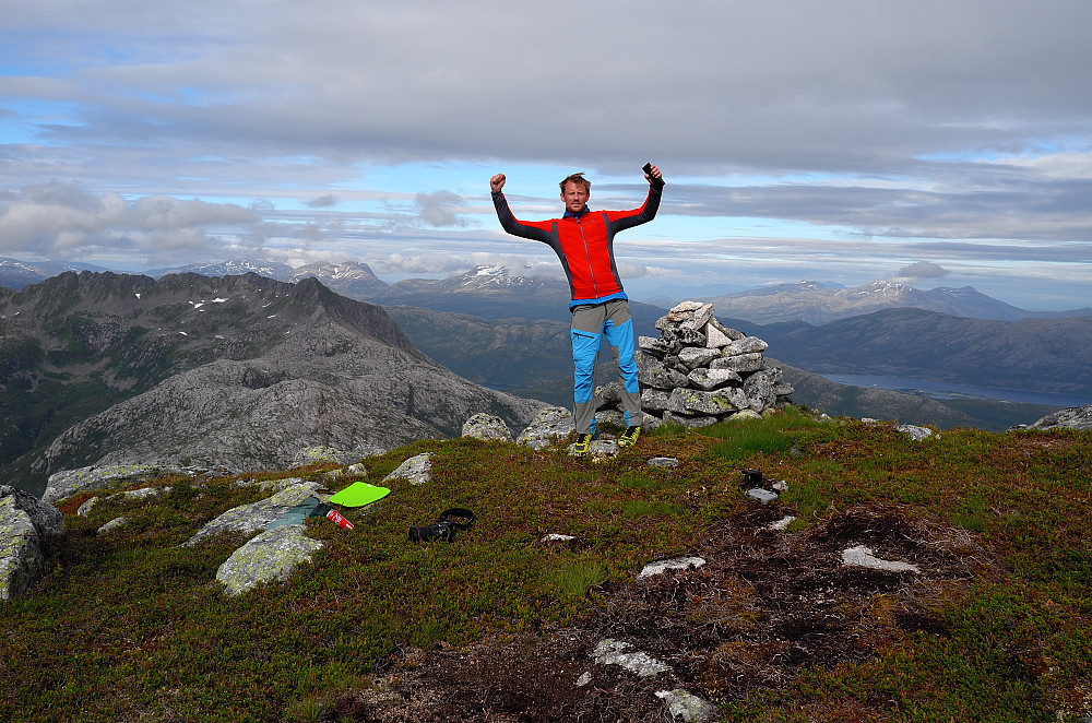 Paal Andre på Sneistinden