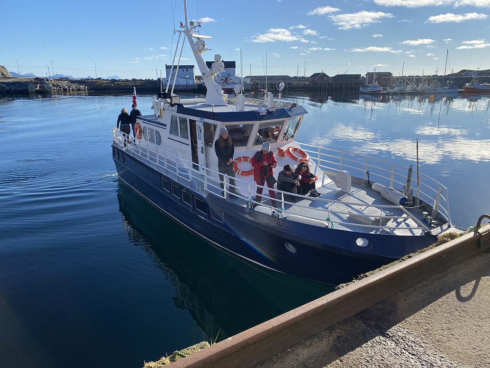Avgang Reine kl 9.00 - Hamnøy kl 9.15