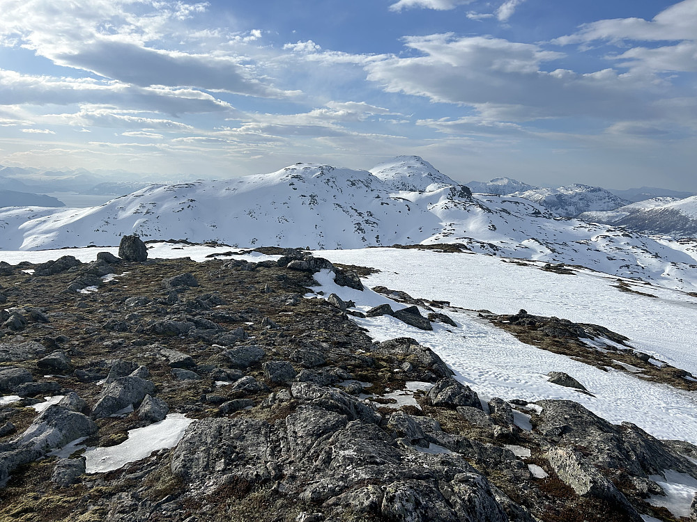 Hjelmen i sør