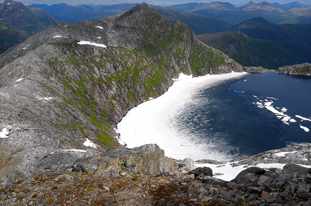 Bukketindvatnet