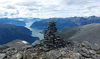 oskalde_20240730_66a91e9d4357d.jpg