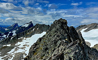 oskalde_20240807_66b3cca68caec.jpg