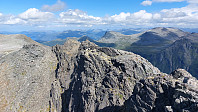 oskalde_20240809_66b5ac913b77b.jpg