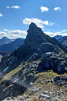 oskalde_20240809_66b5addd58969.jpg