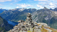 oskalde_20240809_66b5aeffeb5a1.jpg