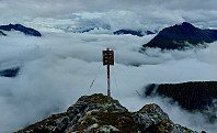 oskalde_20240809_66b645de23a06.jpg