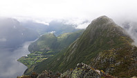 oskalde_20240810_66b73f6c1cc3b.jpg