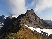 oskalde_20240811_66b87260d4b6f.jpg