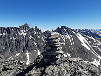 oskalde_20240811_66b8743d8ae0a.jpg