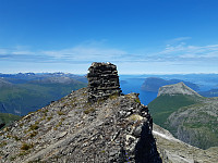 oskalde_20240811_66b8786c0bda6.jpg