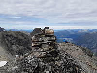 oskalde_20240811_66b88051b4c7f.jpg