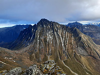oskalde_20240811_66b88c5d6841f.jpg