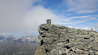 oskalde_20240812_66ba52d73091b.jpg