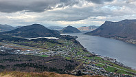 oskalde_20241026_671d30146b54c.jpg