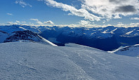 oskalde_20250223_67bb47d1caeca.jpg