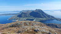 oskalde_20250426_680d2caa1a210.jpg