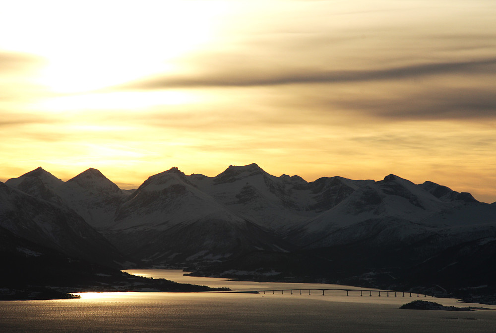 Fra Varden mot Tresfjorden.