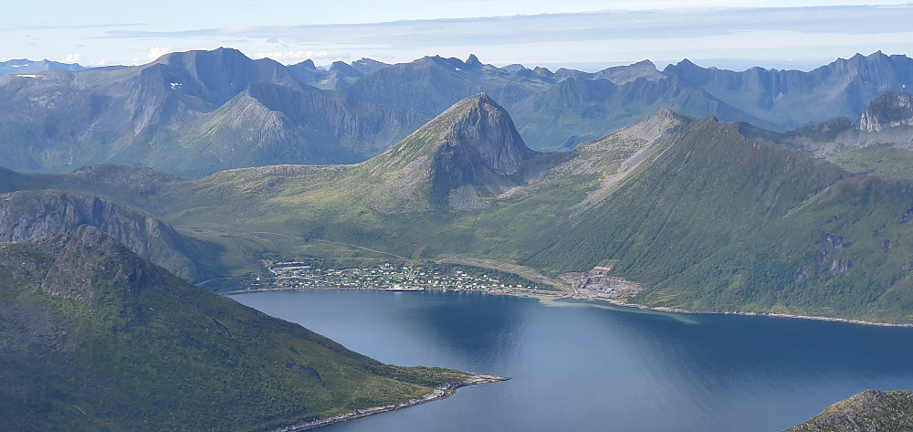 Segla & Fjordgård midt i bildet