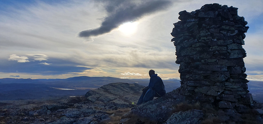 På Storkletten med Skjerdingfjellet bak.
