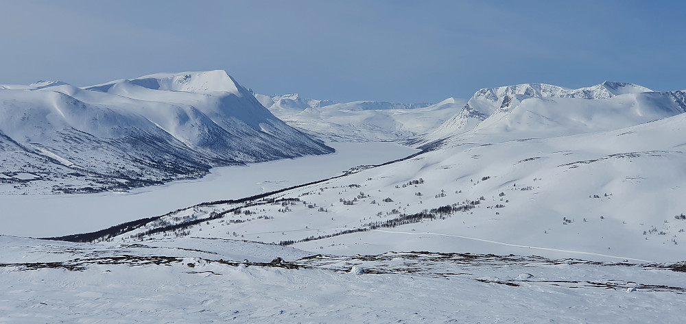 Gjevillvassdalen sett fra Bårdsfjellet