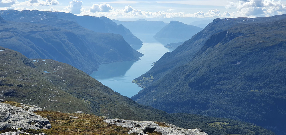 Lustrafjorden