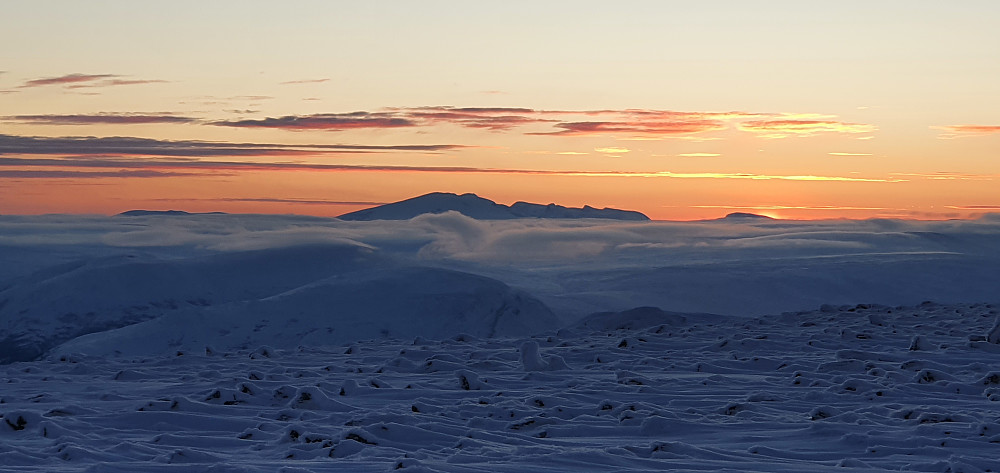 Snøhetta etter solnedgang :)