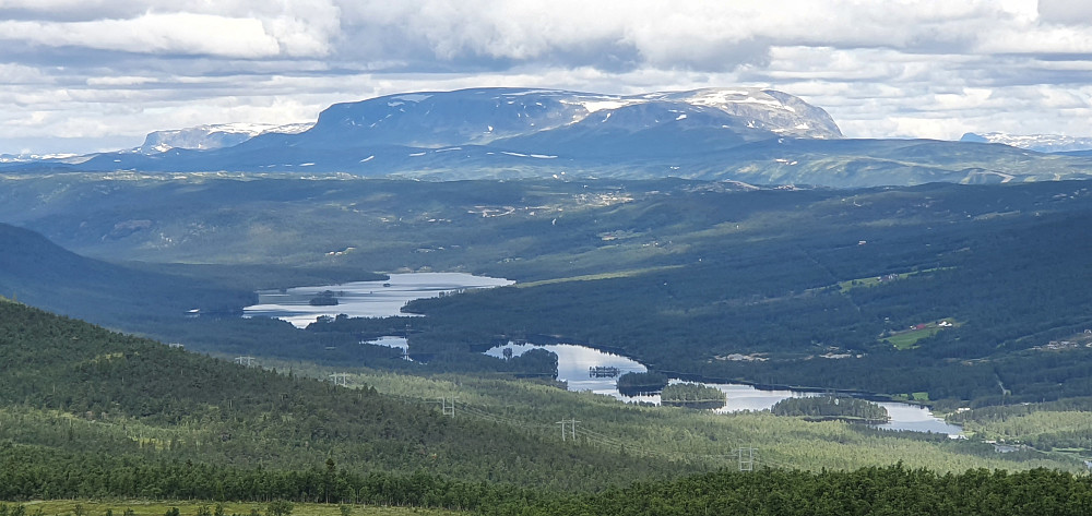 Hallingskarvet, Kikut og Skurdalsfjorden