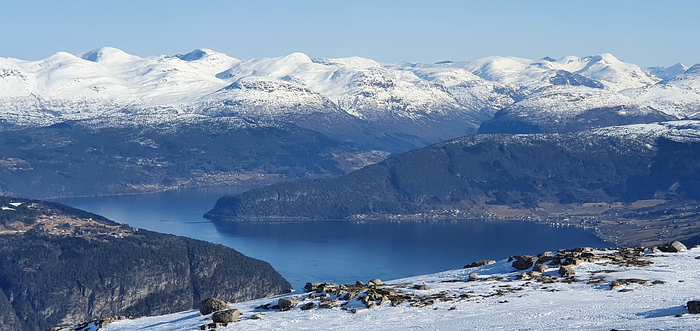 Mot Innvik & Nordfjord