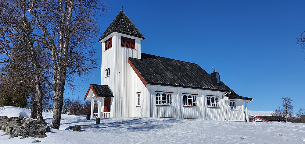 Møsstrond kyrkje