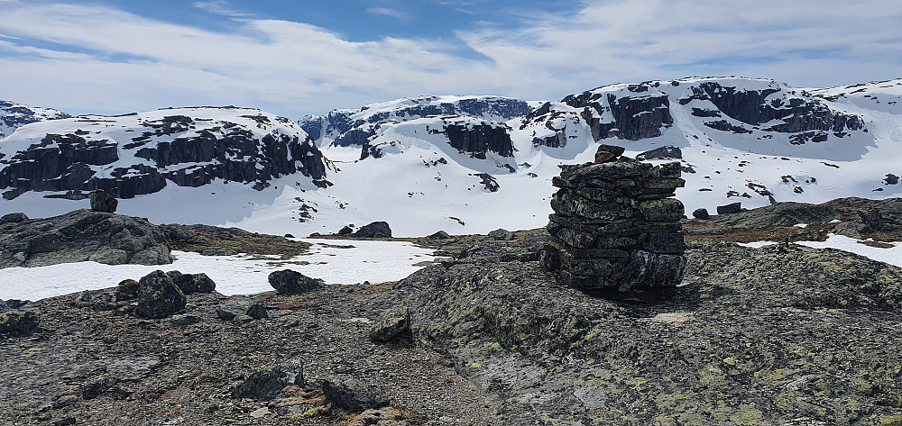 En varde sørvest på Godfjell