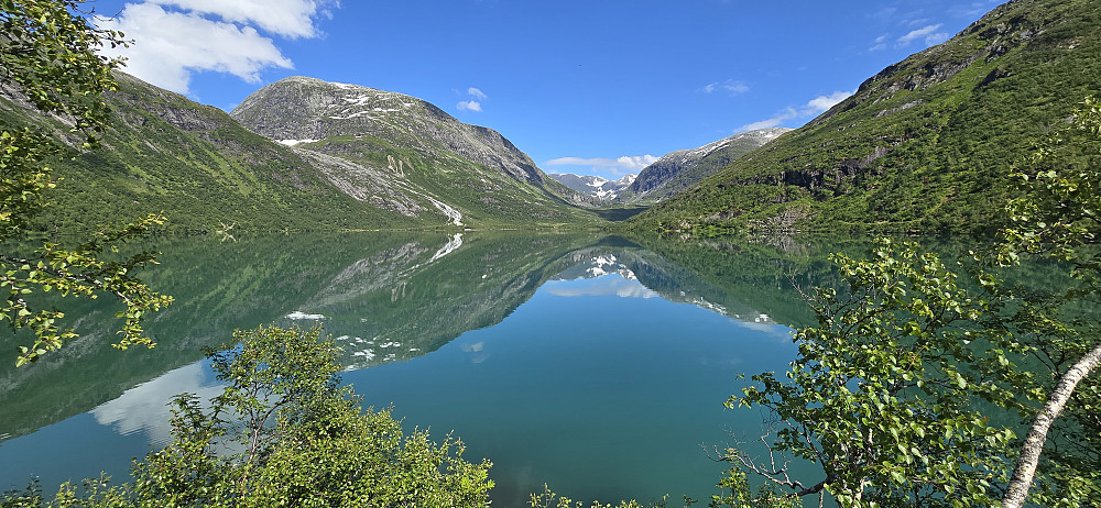 Vakkert ved Grøningsstølsvatnet