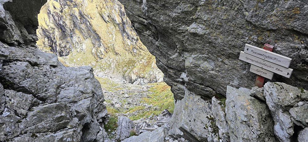 Ned Traudalen via "Ljoren"