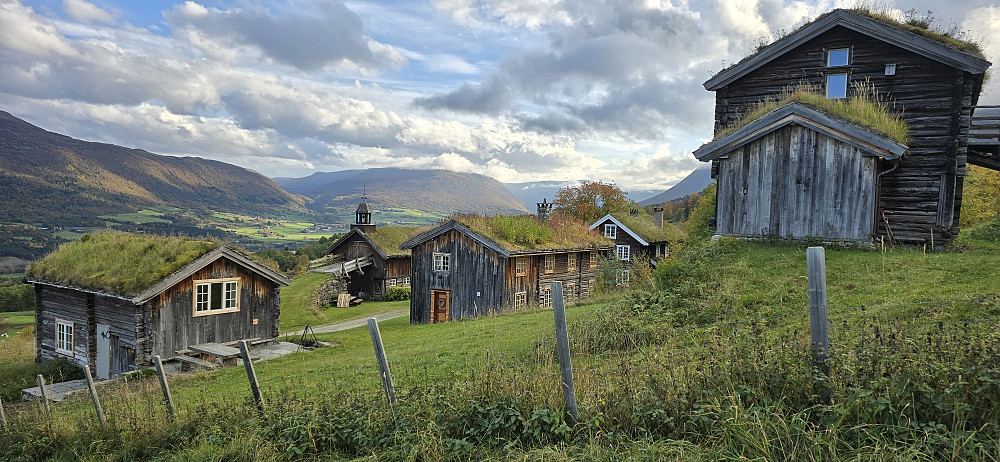 Bjerkaker gård