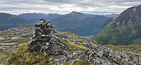 JoSo_20250715_6876b9a2c799d.jpg