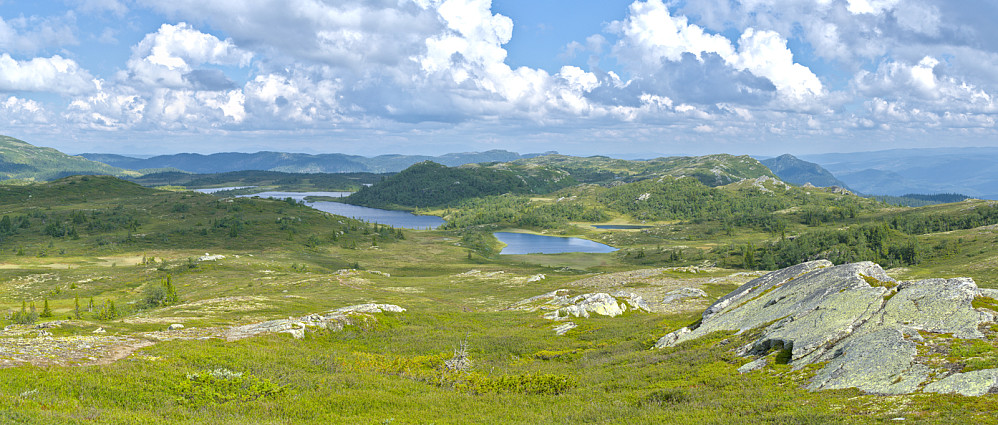 Utsikten mot nord fra toppen