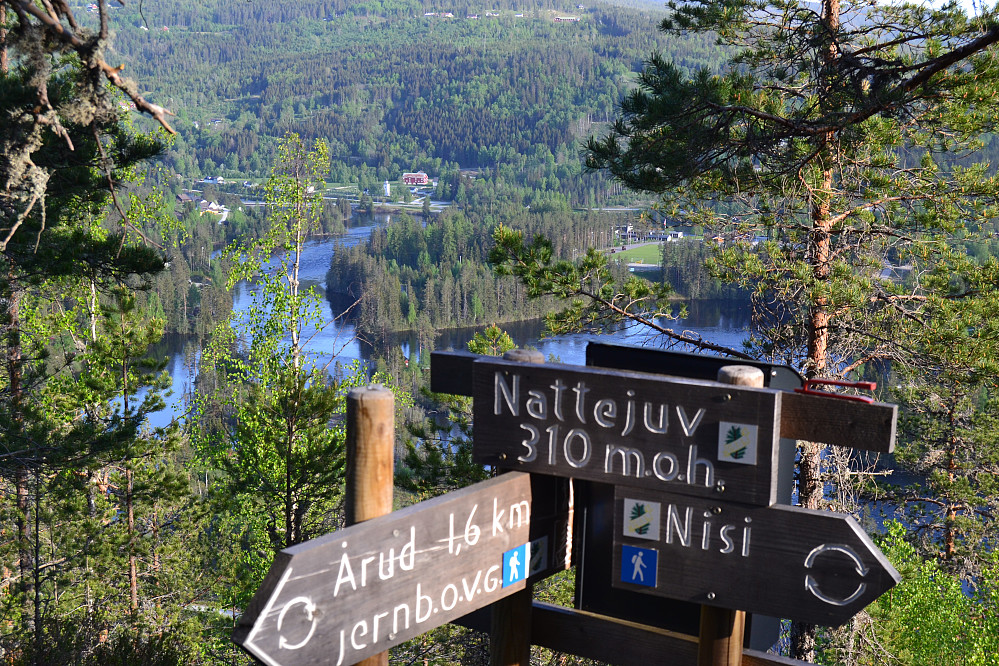 Ved trimkassa på utsiktspunktet