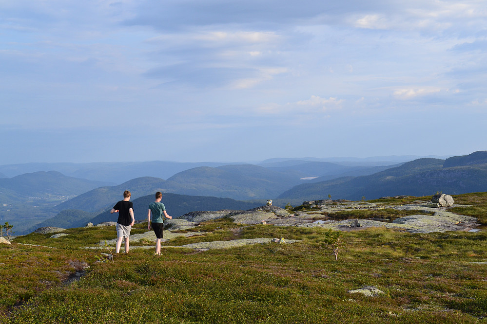 På ryggen tilbake fra Berrfjell