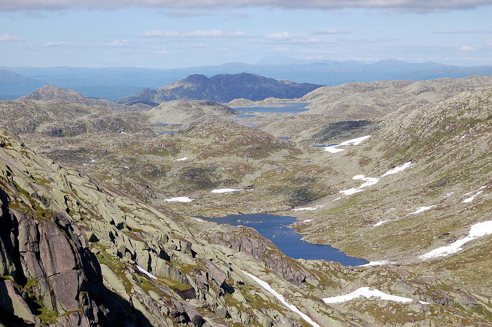 Poddeskorvatnet mot Ormeggine