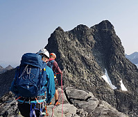 ilyslo_20210728_61009f23d8732.jpg