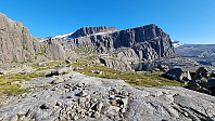 ilyslo_20250716_687775aa10888.jpg