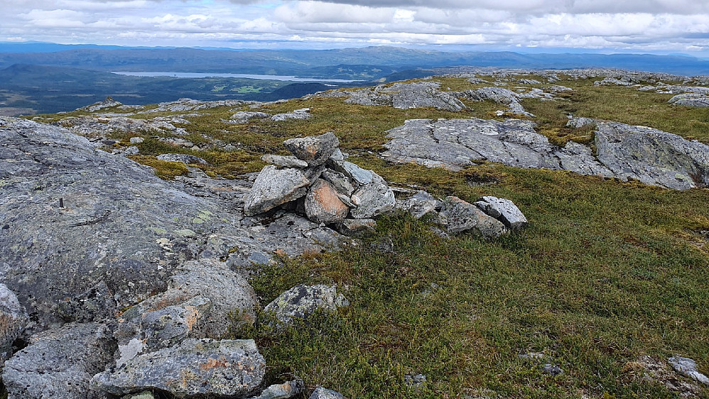 Semsklumpen mot Lustadvatnet