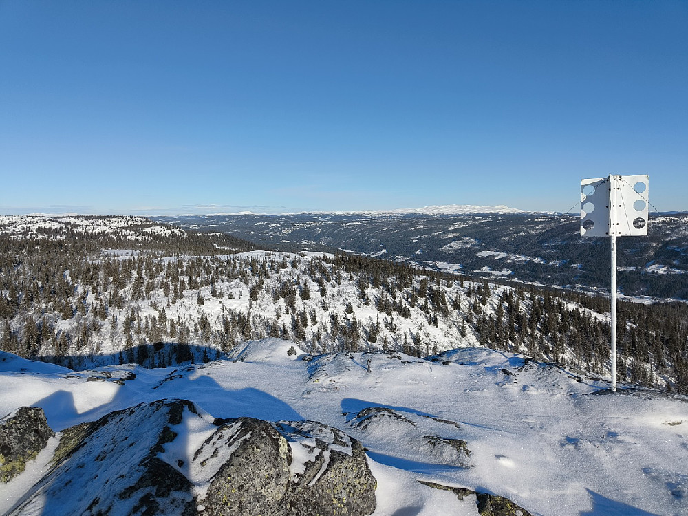 På Fjellsvarden mot Spåtind. Skulle gjerne vært der i dag, men det er for langt for meg foreløpig.