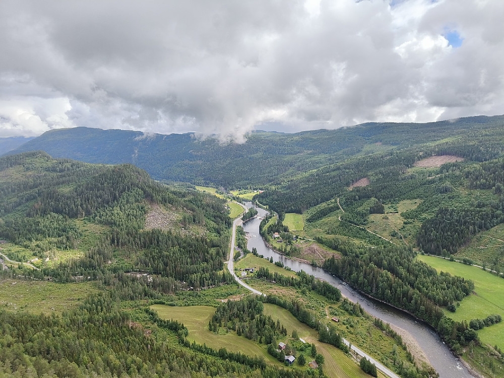 Utsikt nordover mot Hesjabakkollen og Begna.