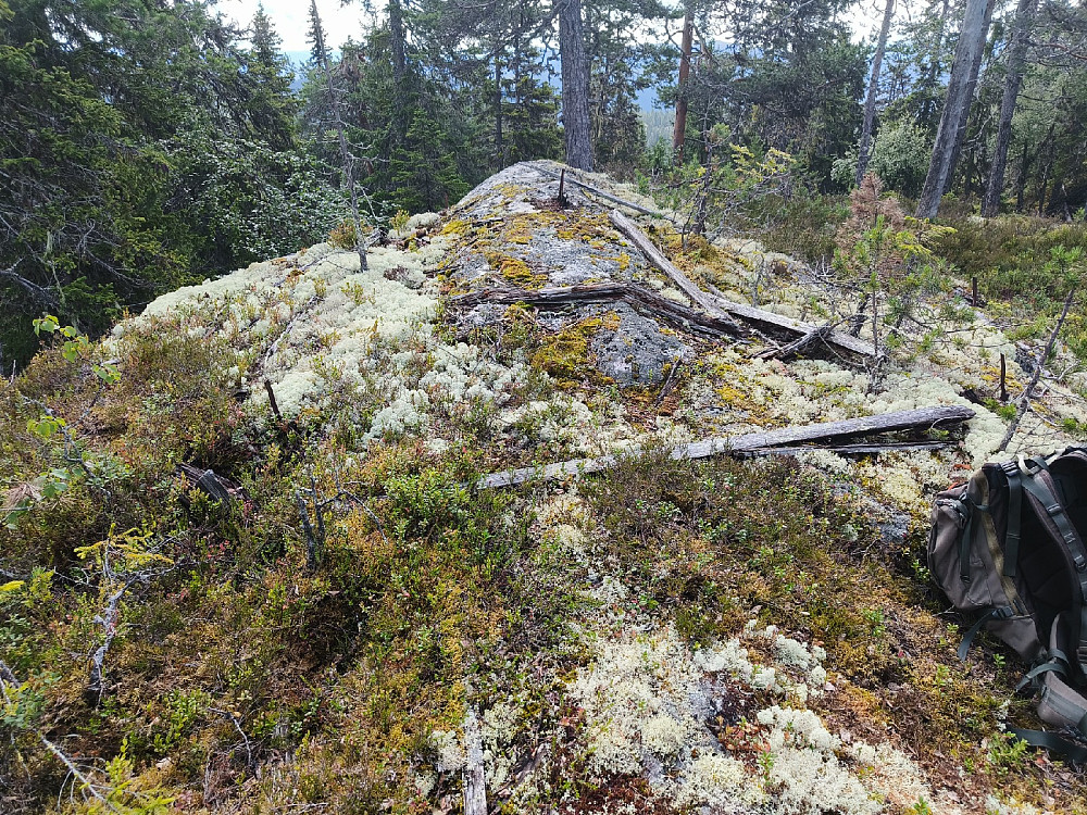 Hva som er igjen av tårnet på toppen.