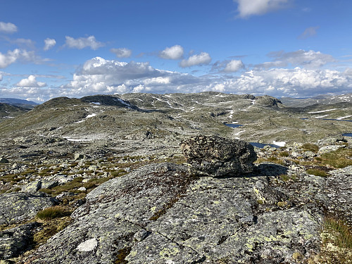 Utsikt mot Trollanuten fra Uppsete-eggi