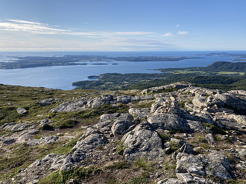 Toppvarden på Eiskremheia i Aukra kommune