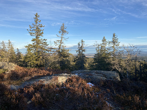 Toppen av Kvitingen med Einavatnet i bakgrunnen