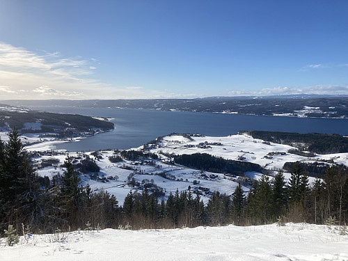 Fra hanggliderrampa er det en vanvittig flott utsikt mot sør!