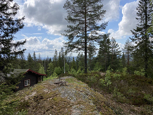 Tømmeråsen ligger på toppen av et eldre hyttefelt